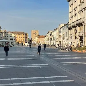  Apartamento Andaleppo Italia