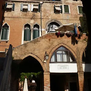 Vendégház Palazzo Lion Morosini - Check In Presso Ai Santi Apostoli Velence