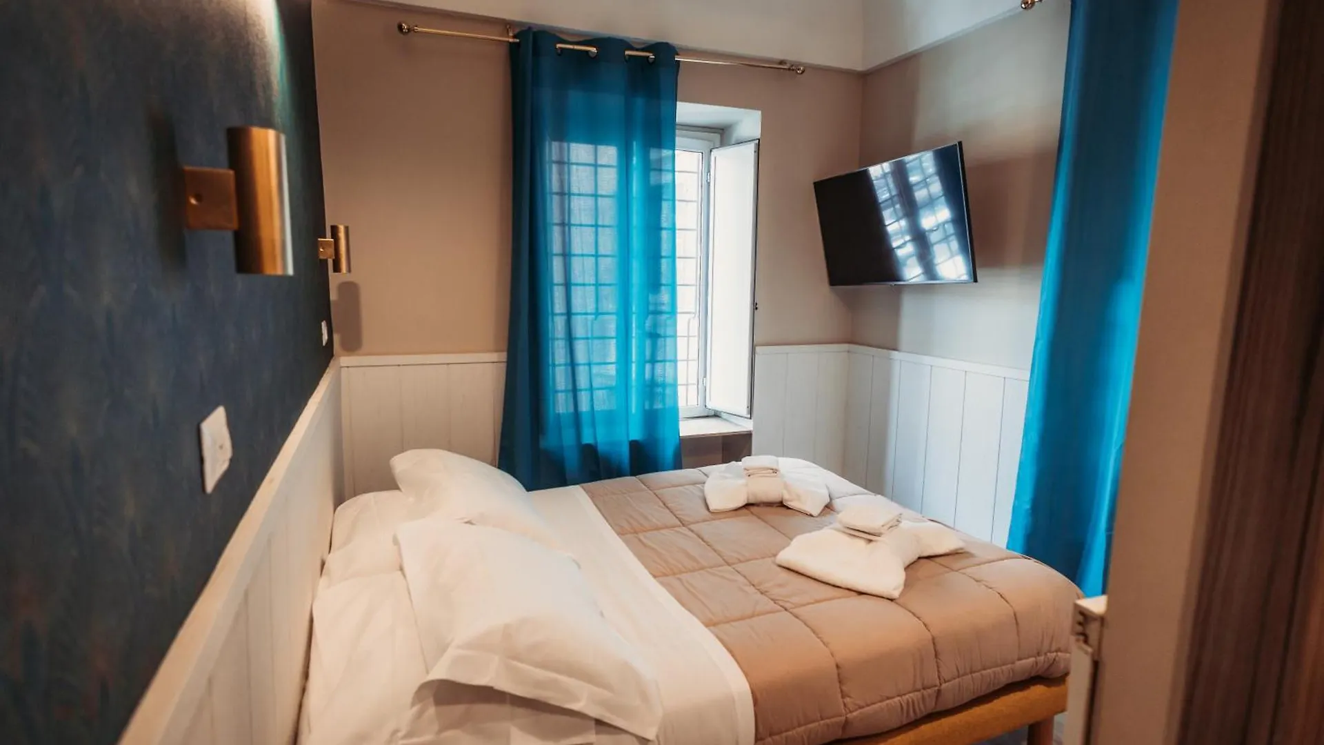 Hotel Domus Tiberina Rome