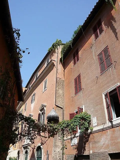 Hotel Domus Tiberina Rome 2*,