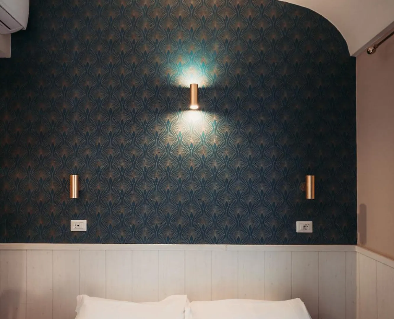 Hotel Domus Tiberina Rome 2*,  Italy