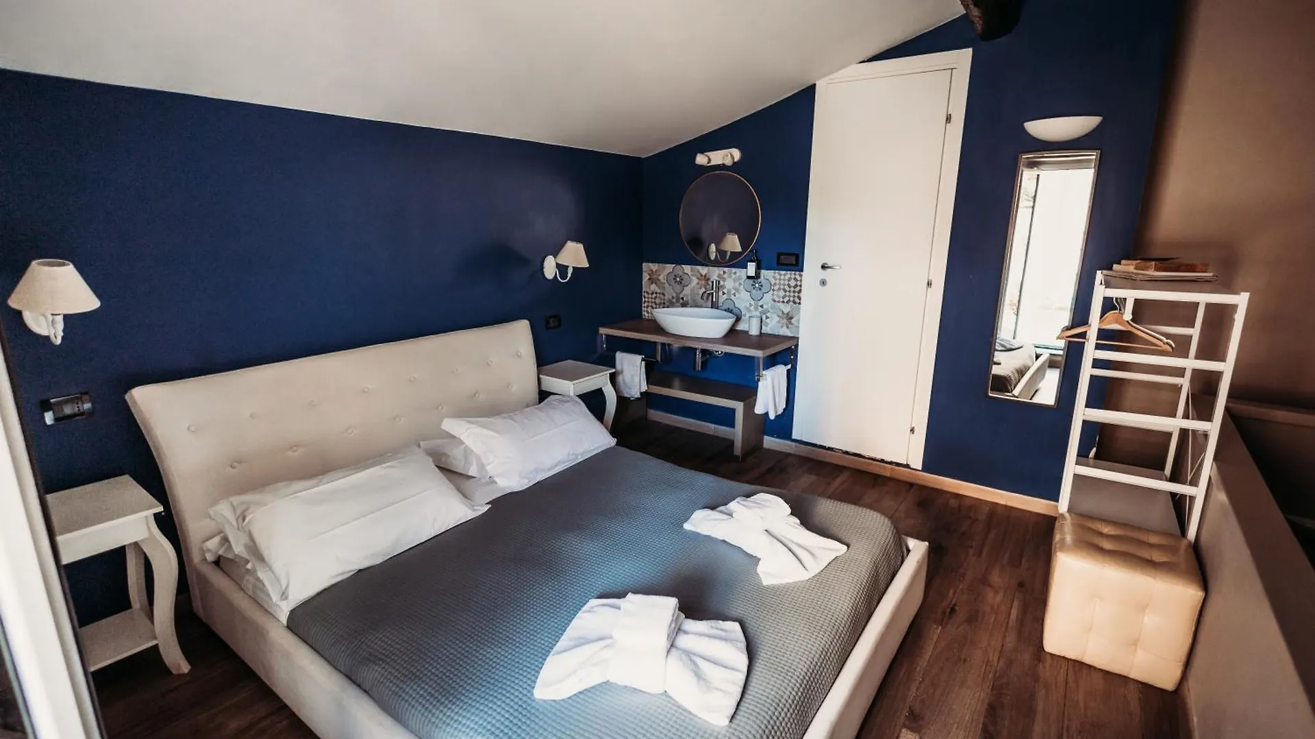 Hotel Domus Tiberina Rome