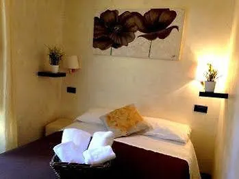 Hotel Domus Tiberina Rome 2*,  Italie